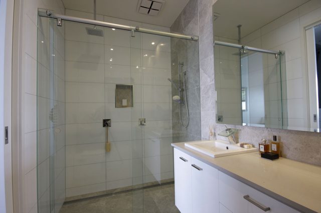 Cost Guide: Investing in Shower Screens in Melbourne