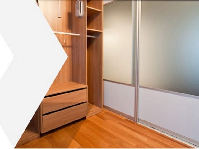https://simplyframeless.com.au/wp-content/uploads/2016/12/products-stylish-and-practical-wardrobes-min-640x480.jpg